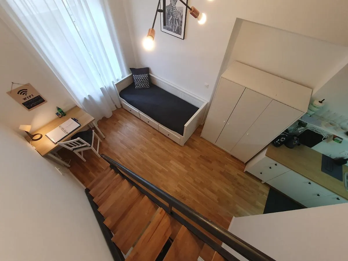 Chic Studios Wendy In Centre Tour As Lublaň 0*,